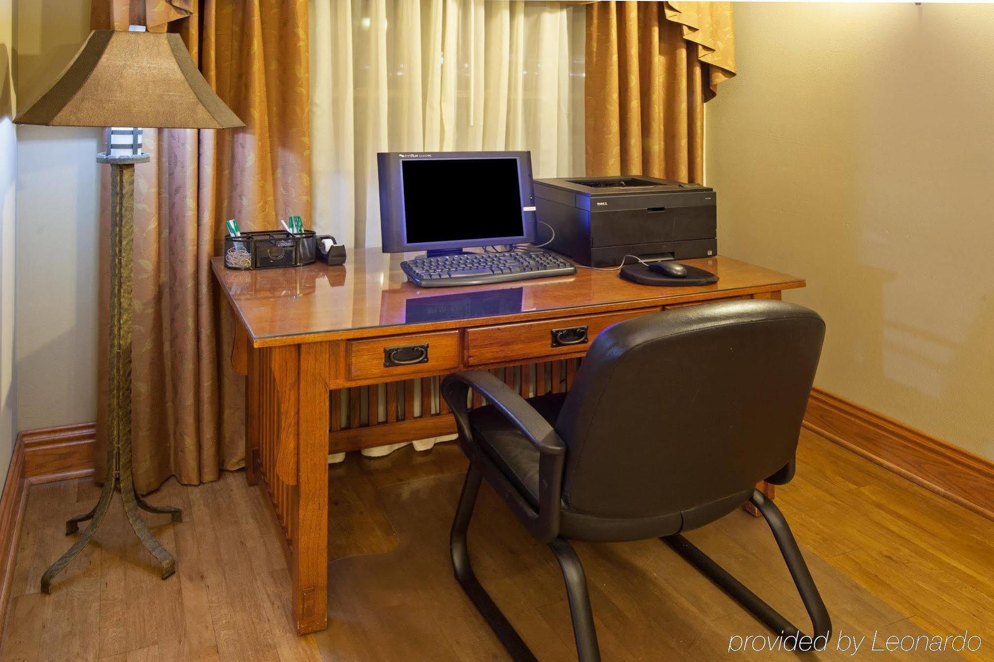 Country Inn & Suites By Radisson, Portage, In Negocio foto